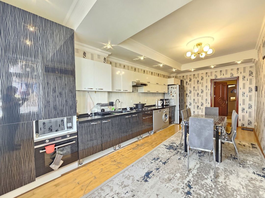 Satılır 3 otaqlı yeni tikili 135 m² — Mənzil, Bakı (9)