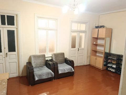 Həyət evi kirayə verilir, Nəsimi r — Bakı