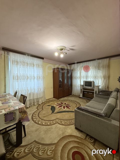 İcarəyə verilir 2 otaqlı köhnə tikili 45 m²