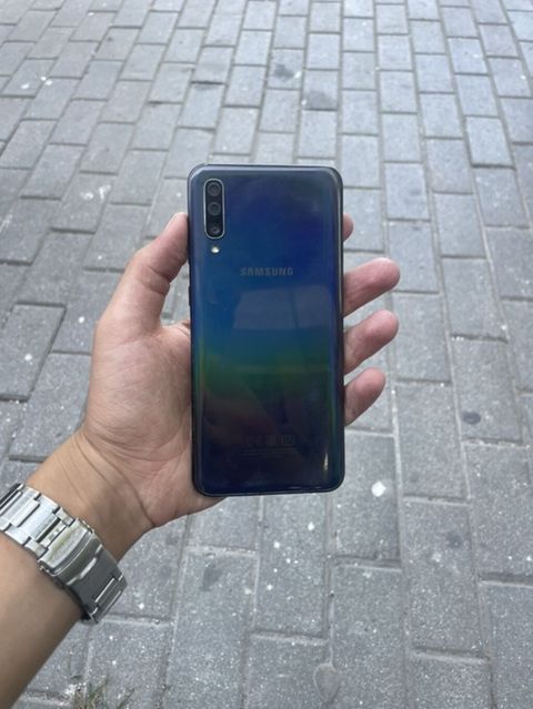 Samsung Galaxy A50, Barmaq izi — Bakı