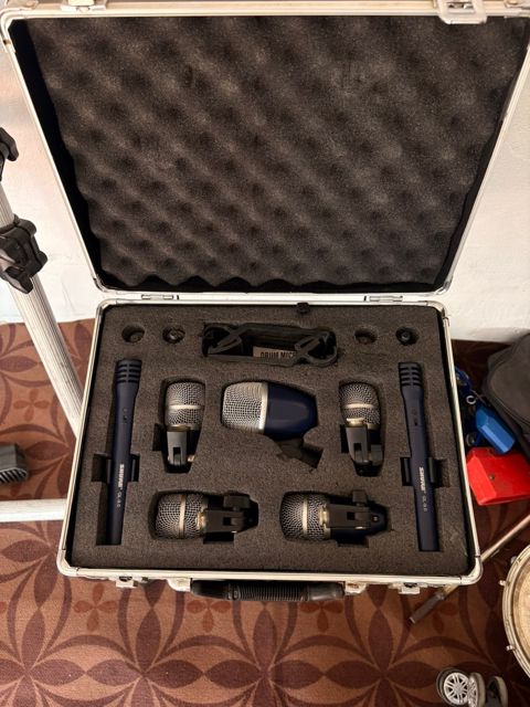 Mikrofon dəsti Shure — Bakı