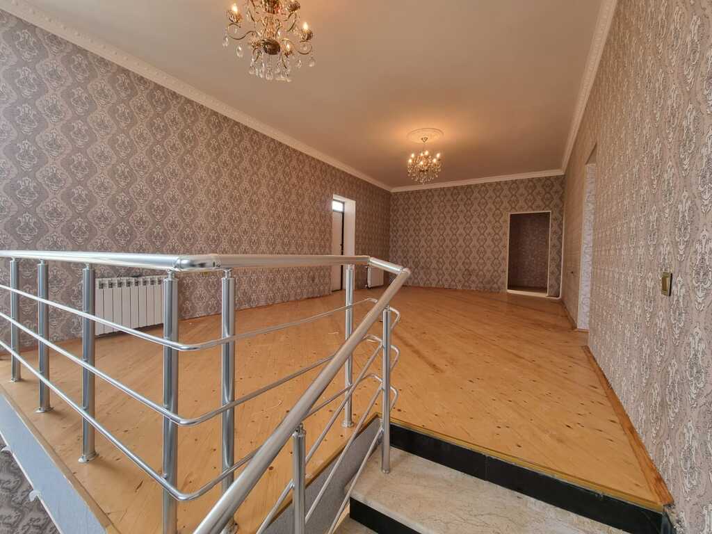 Satılır 5 otaqlı həyət evi/bağ evi 300 m² — Ev, villa, Bakı (9)
