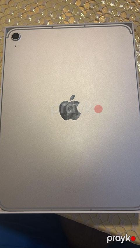 Apple iPad planşet - Rəng: gümüşü/alüminium gövdə - Arxa kamera: tək — Qobu