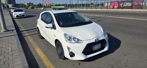 Toyota Aqua, 1.5 L, 0.9 kWh, 2016 il, 170 000 km — Bakı