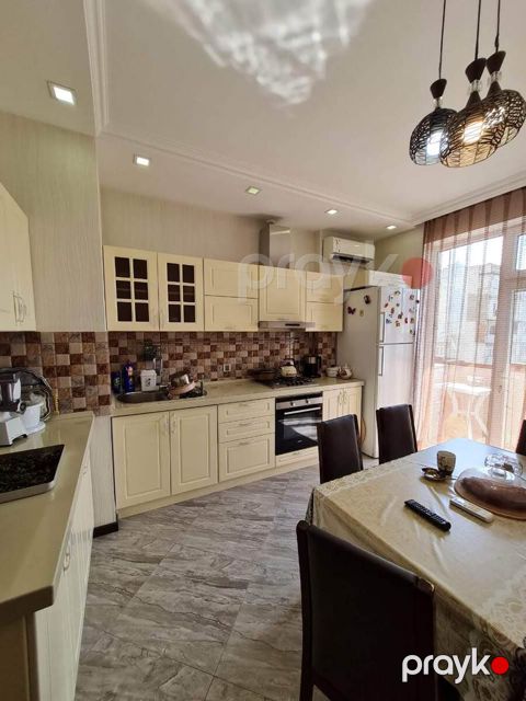 Satılır 3 otaqlı yeni tikili 128 m²