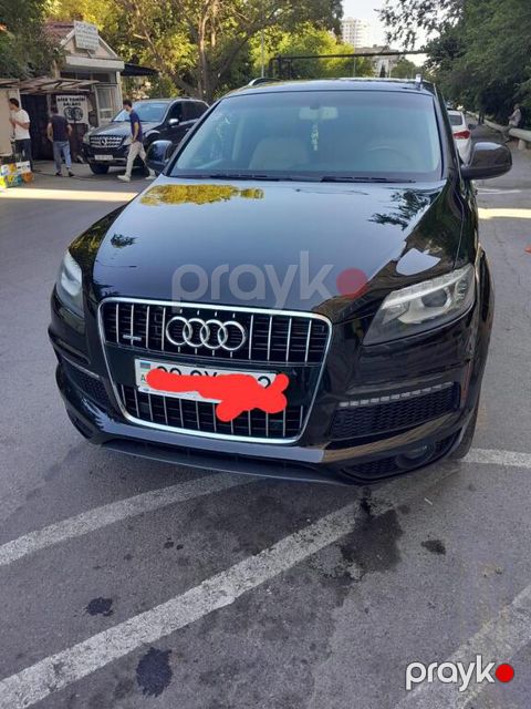 Audi Q7, 3.0 L, 2013 il, 150 000 km