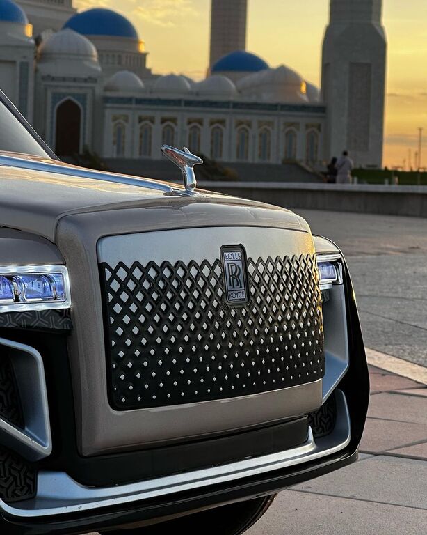 Uşaq avtomobili "Rolls Royce" — Uşaq avtomobilləri, Bakı (5)