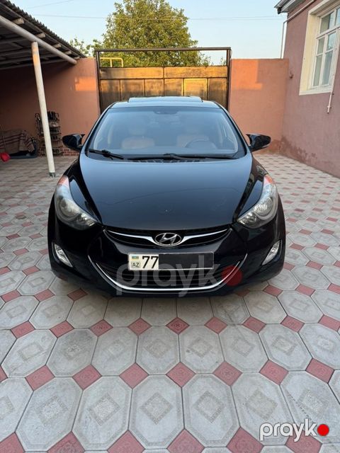 Hyundai Elantra, 1.8 L, 2011 il, 283 245 km