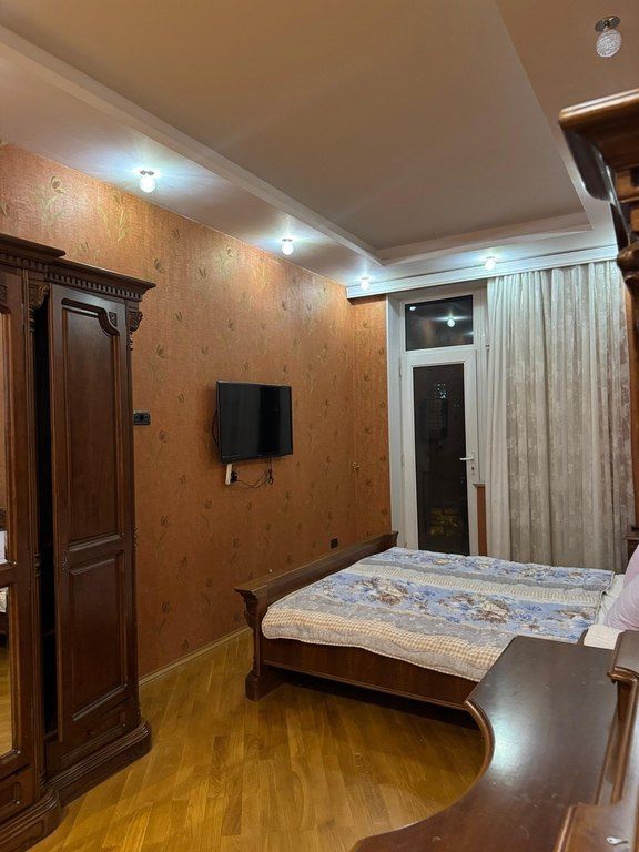 4-otaqlı yeni tikili kirayə verilir, 28 May m., 200 m² — Mənzil, Bakı (6)