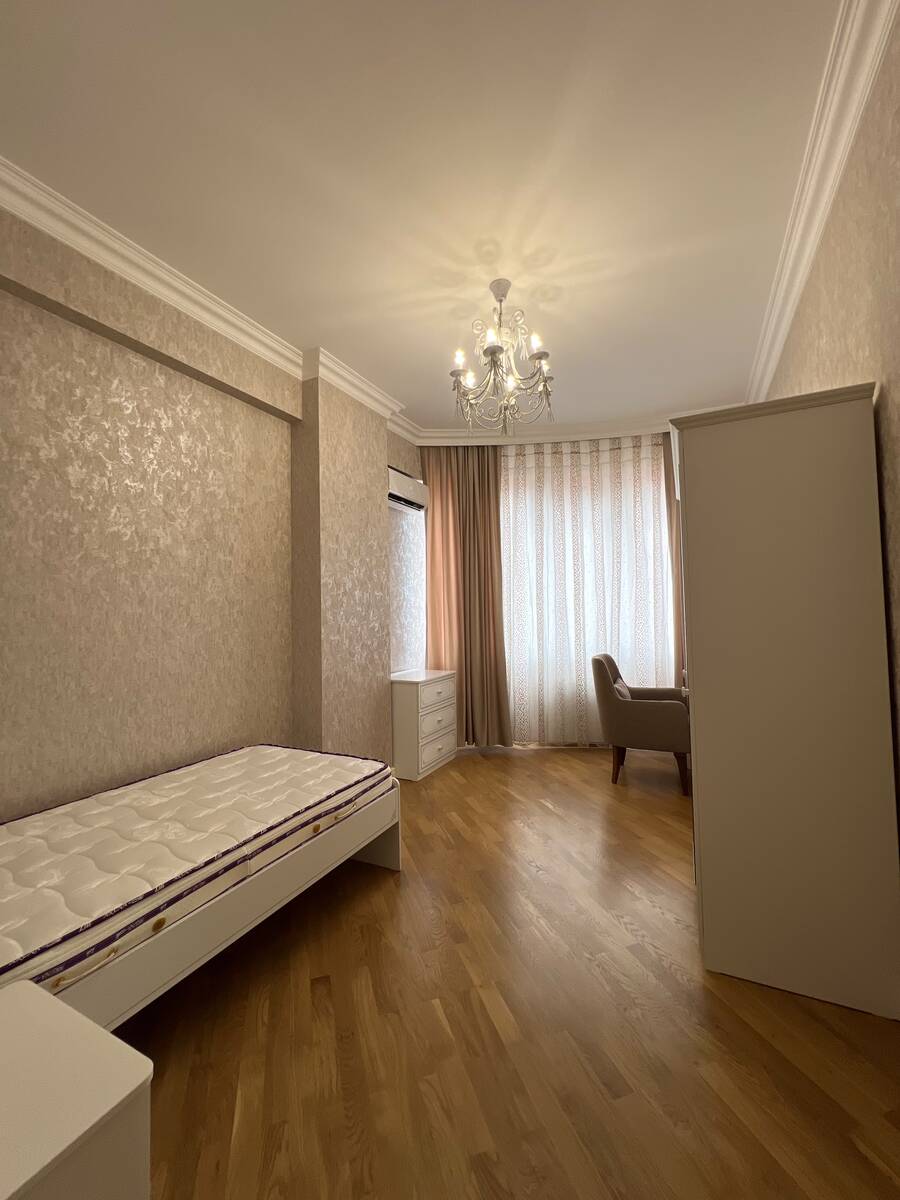 İcarəyə verilir 3 otaqlı yeni tikili 160 m² — Mənzil, Bakı (11)