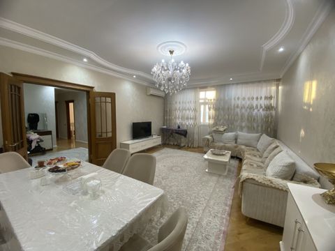 Satılır 3 otaqlı yeni tikili 125 m² — Bakı