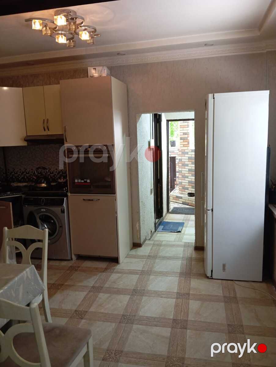 Həyət evi, C. Cabbarlı küç. 32 — Ev, villa, Bakı (7)