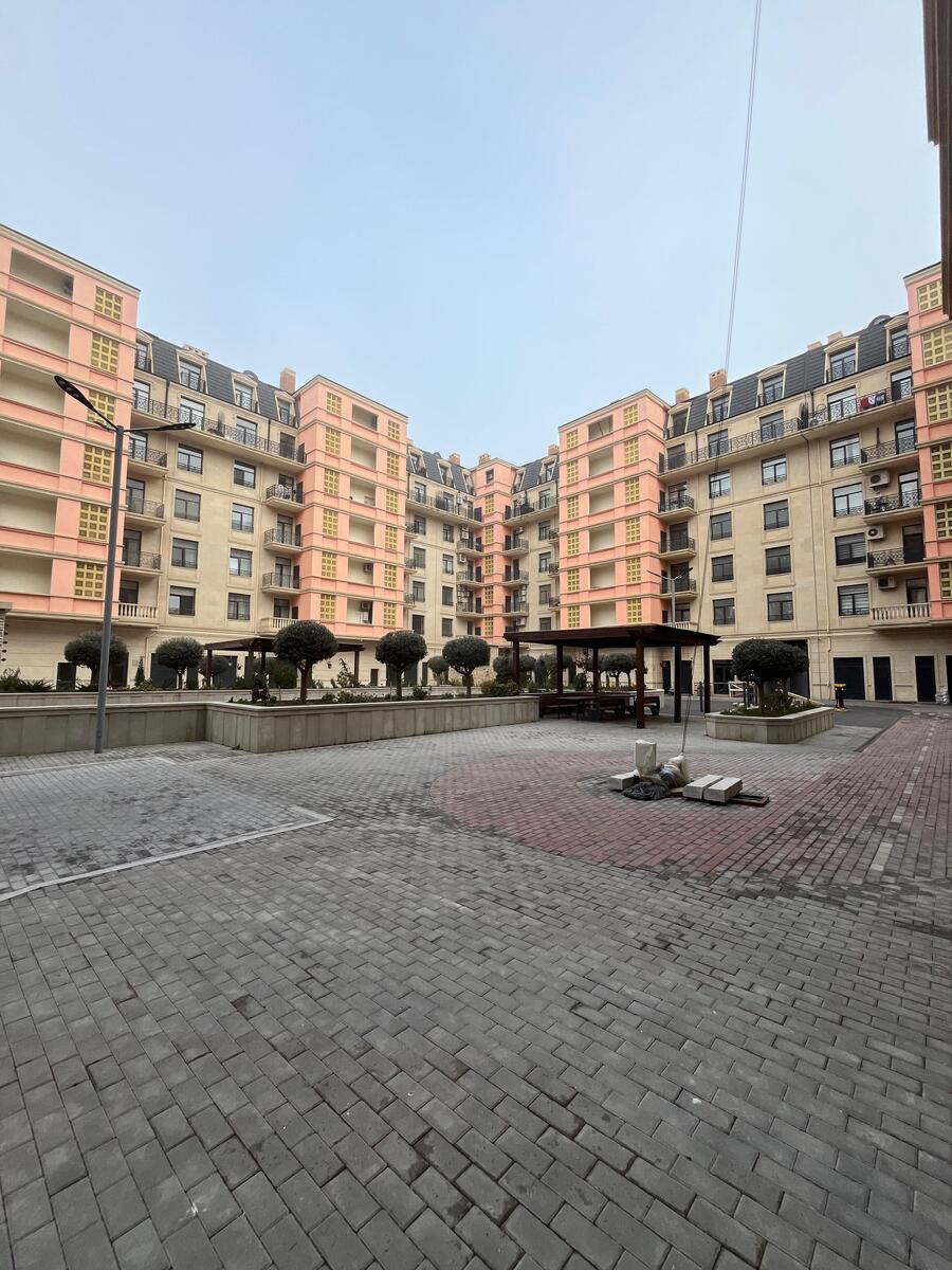 Satılır 3 otaqlı yeni tikili 140 m² — Mənzil, Bakı (2)