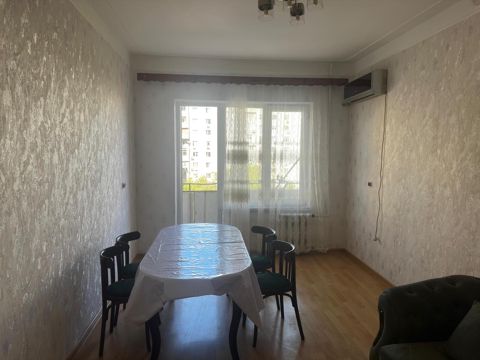 İcarəyə verilir 2 otaqlı köhnə tikili 65 m² — Bakı