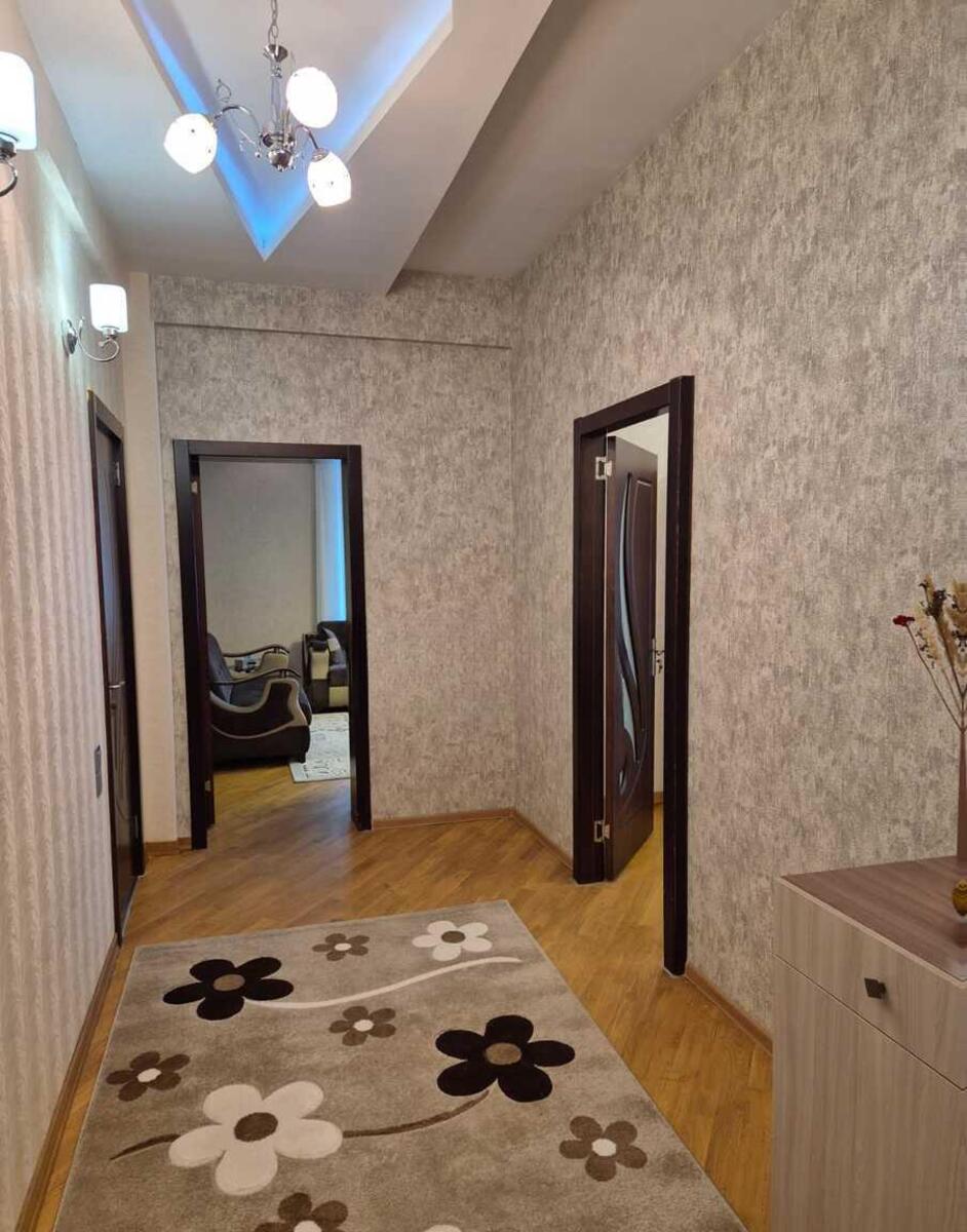 Satılır 2 otaqlı yeni tikili 75 m² — Mənzil, Bakı (9)