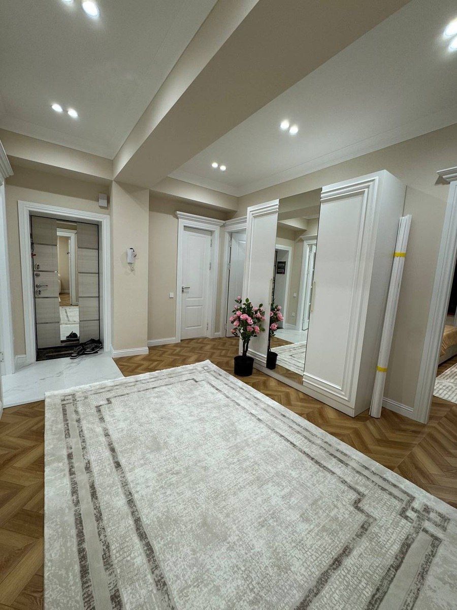 İcarəyə verilir 4 otaqlı yeni tikili 190 m² — Mənzil, Bakı (2)