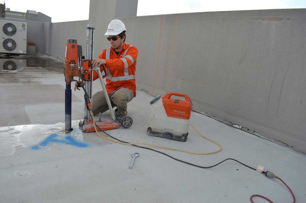 Karot ilə beton deşmə işləri — Təmir və inşaat, Bakı (7)