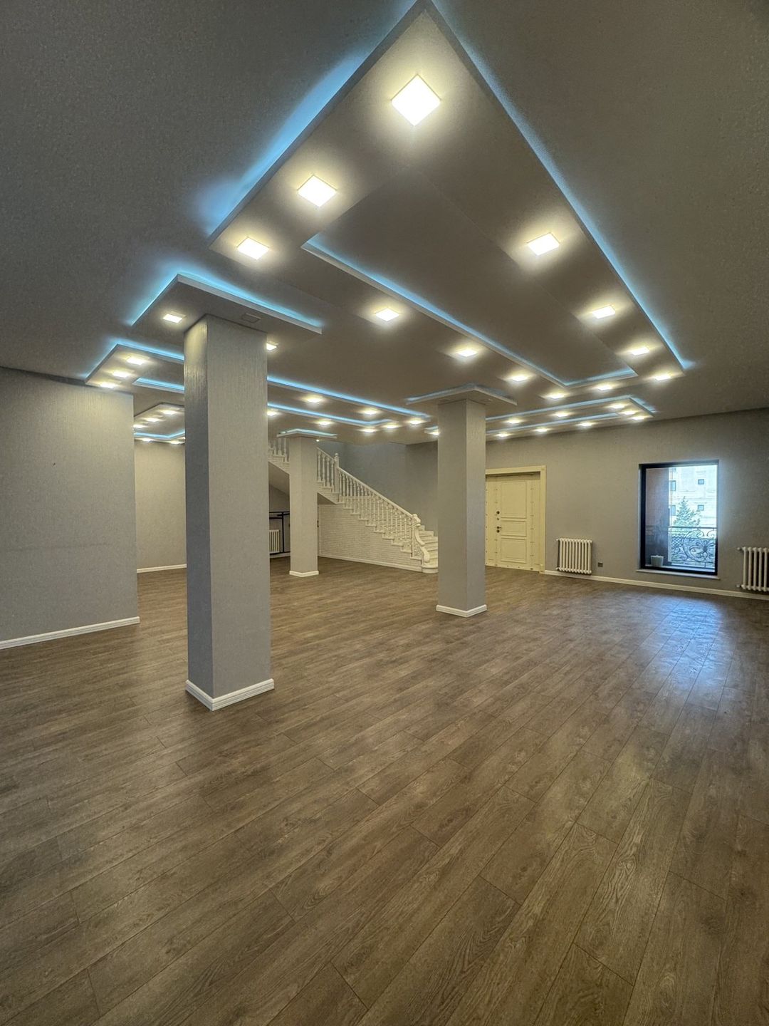 Satılır 6 otaqlı həyət evi/bağ evi 400 m² — Ev, villa, Bakı (8)