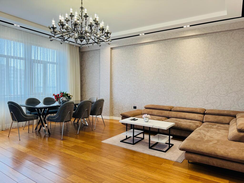 İcarəyə verilir 3 otaqlı yeni tikili 130 m² — Mənzil, Bakı (3)