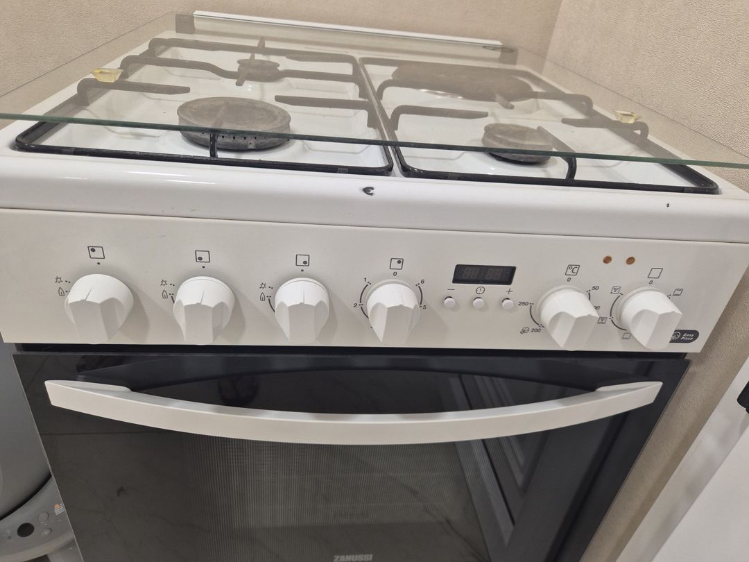 Qaz plitəsi Zanussi ZCM65338WA — Ev texnikası, Bakı (2)