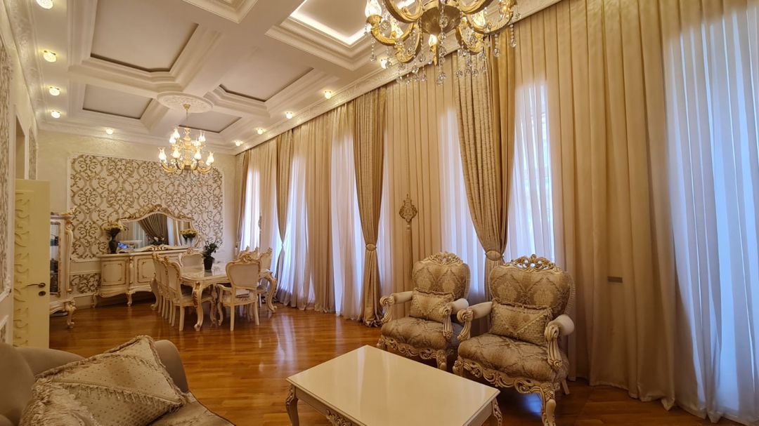 Satış: 3 otaqlı Köhnə tikili, 110 m², Səbail rayonu — Mənzil, Bakı (2)