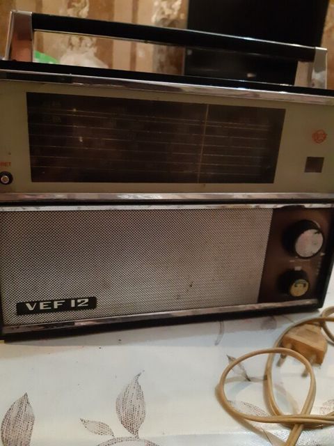 Радиоприемник "Vef 12" — Bakı