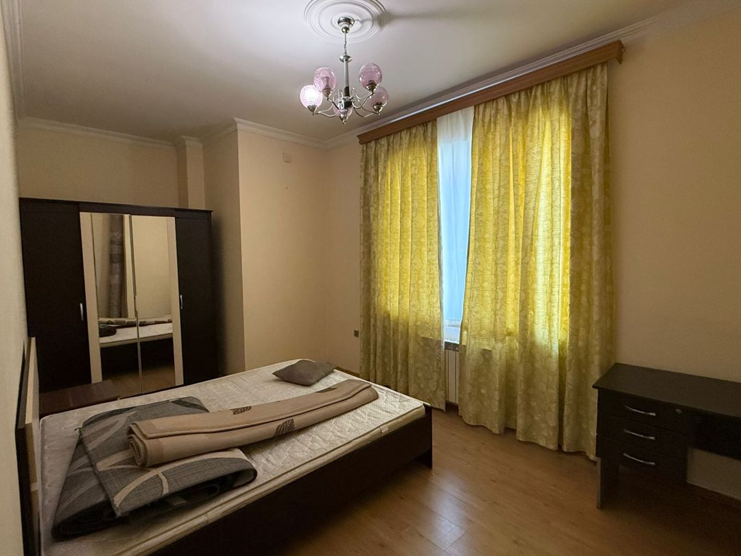 İcarəyə verilir 4 otaqlı yeni tikili 160 m² — Mənzil, Bakı (5)
