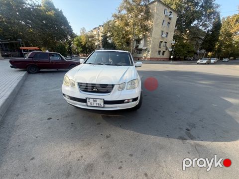 Mitsubishi Airtrek, 2.4 L, 2001 il, 340 978 km