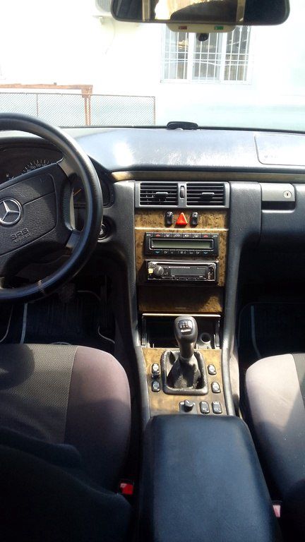 Mercedes E 280, 2.8 L, 1995 il, 391 000 km — Avtomobillər, Bakı (3)
