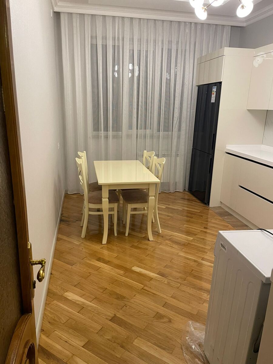 İcarəyə verilir 2 otaqlı yeni tikili 100 m² — Mənzil, Bakı (11)
