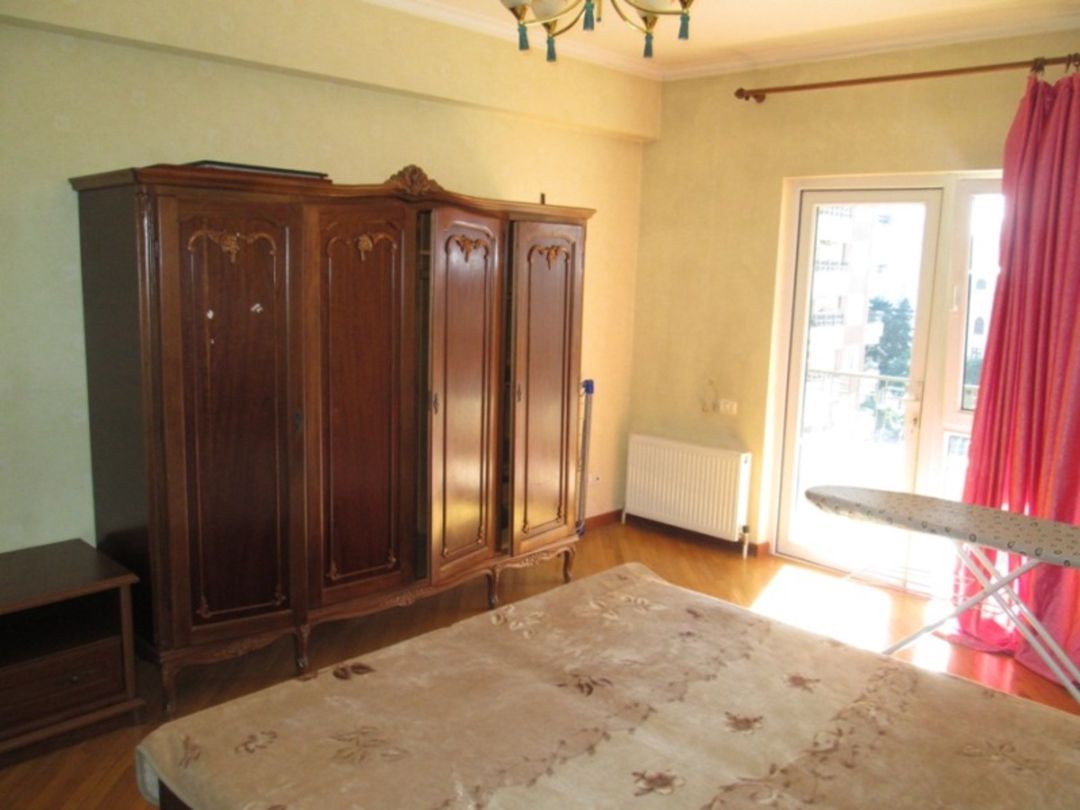 Satılır 3 otaqlı köhnə tikili 96 m² — Mənzil, Bakı (3)