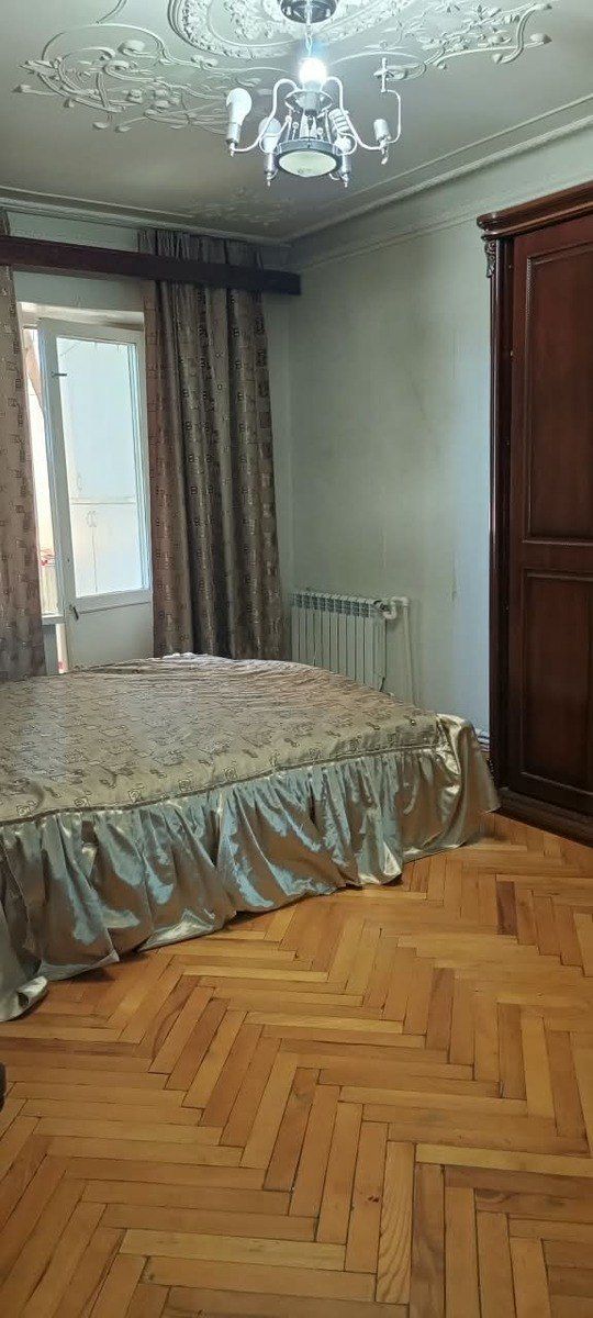 İcarəyə verilir 4 otaqlı köhnə tikili 90 m² — Mənzil, Bakı (7)