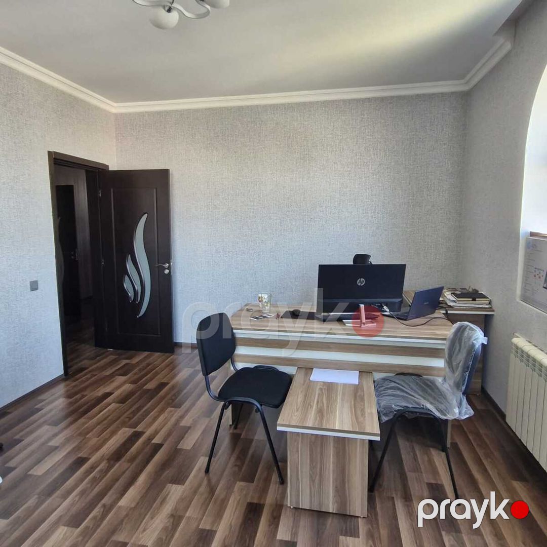 Satılır 8 otaqlı həyət evi/bağ evi 360 m² — Ev, villa, Bakı (11)