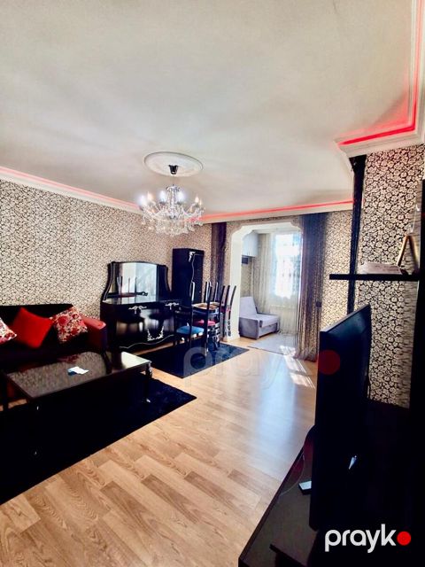 Satılır 2 otaqlı köhnə tikili 40 m²