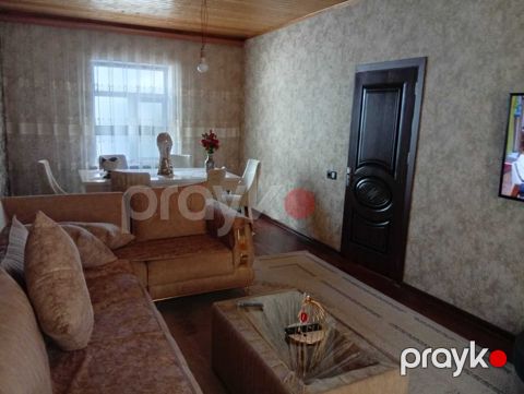 Satılır 4 otaqlı həyət evi/bağ evi 128 m²