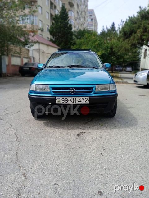 Opel Astra, 1.6 L, 1994 il, 405 000 km