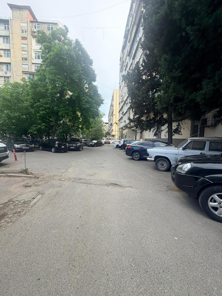 Satılır 3 otaqlı köhnə tikili 100 m² — Mənzil, Bakı (11)