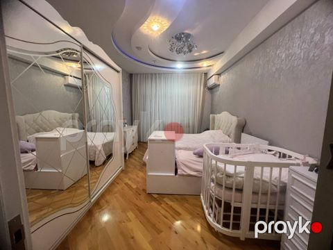 İcarəyə verilir 3 otaqlı yeni tikili 90 m²