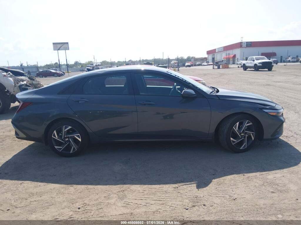 Hyundai Elantra, 2.0 L, 2025 il, 20 625 km — Avtomobillər (7)