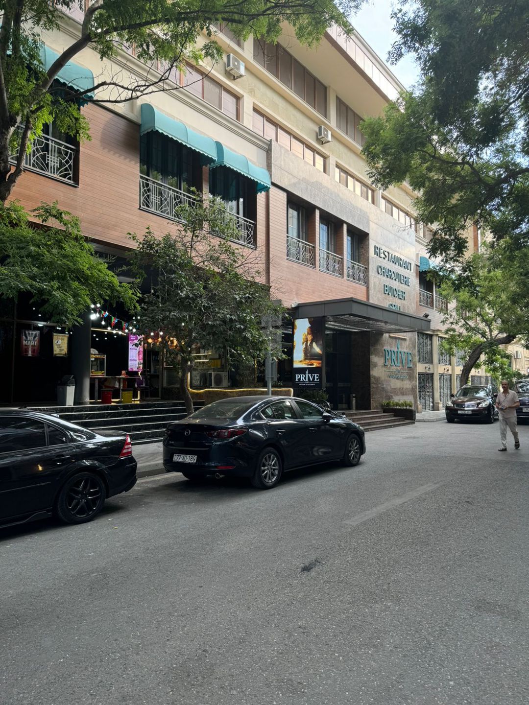 Satış: 18 otaqlı Köhnə tikili, 40 m², Səbail rayonu — Mənzil, Bakı (2)