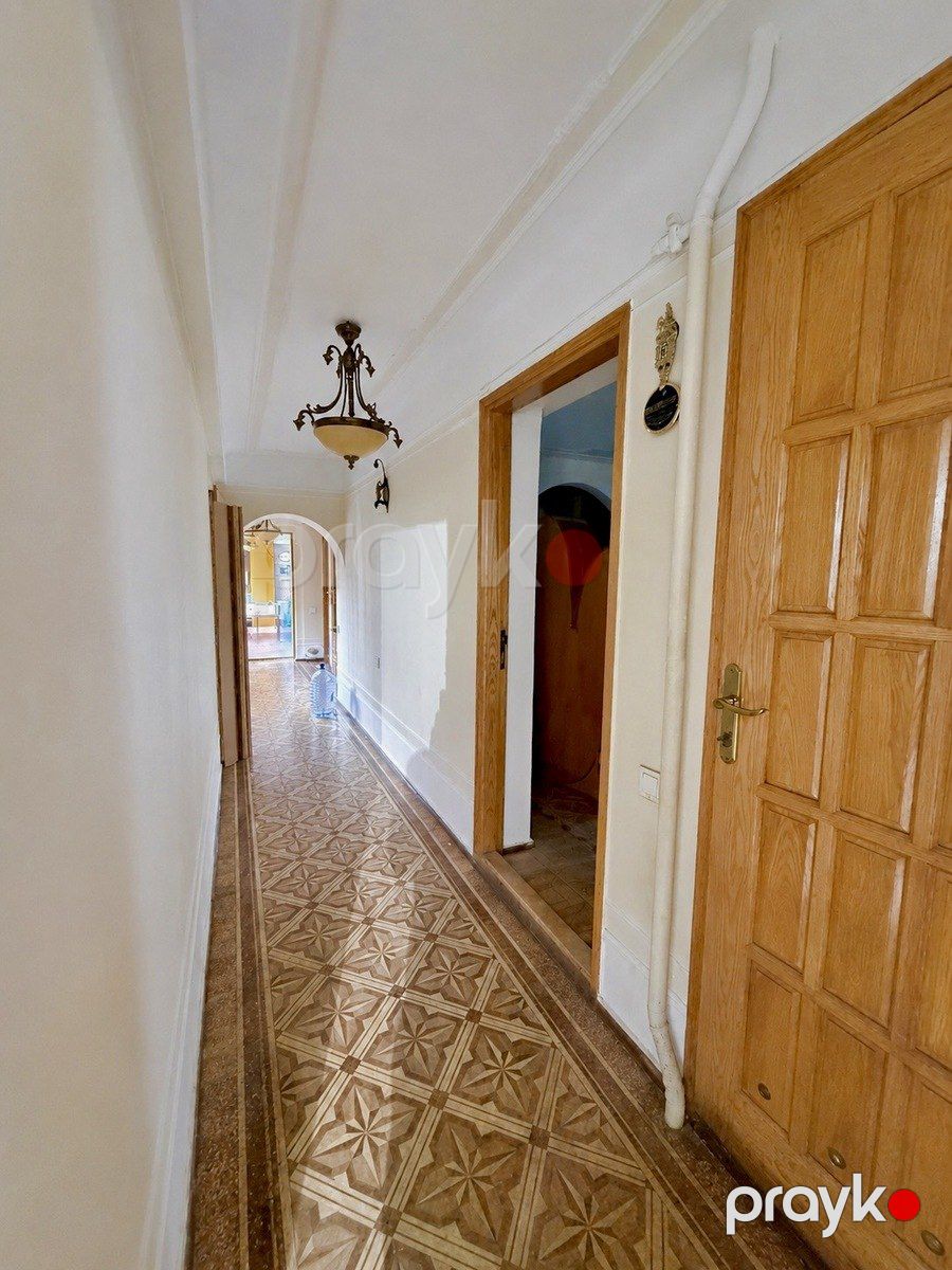 Satılır 4 otaqlı köhnə tikili 190 m² — Mənzil, Bakı (6)