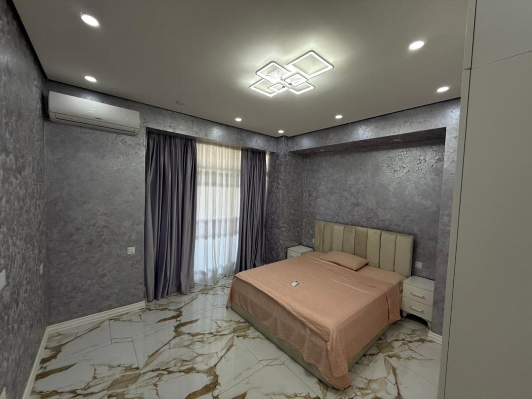 İcarəyə verilir 4 otaqlı yeni tikili 150 m² — Mənzil, Bakı (3)