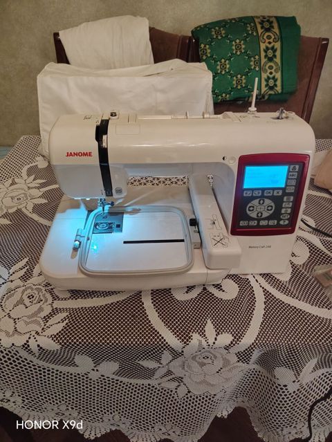 Janome Memory Craft 230E – kompüterləşdirilmiş naxış və monoqram üçün — Xaçmaz