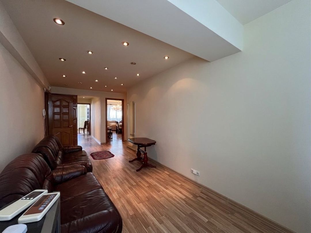 İcarəyə verilir 4 otaqlı köhnə tikili 120 m² — Mənzil, Bakı (4)