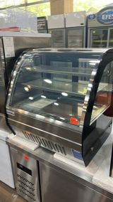 Şüşə vitrinli soyuducu (countertop) – cafe, restoran, şirniyyat və — Soyuducu Paltaryuyan televizor vitrinlerin satış mərkəzi — Refrigerated display cases