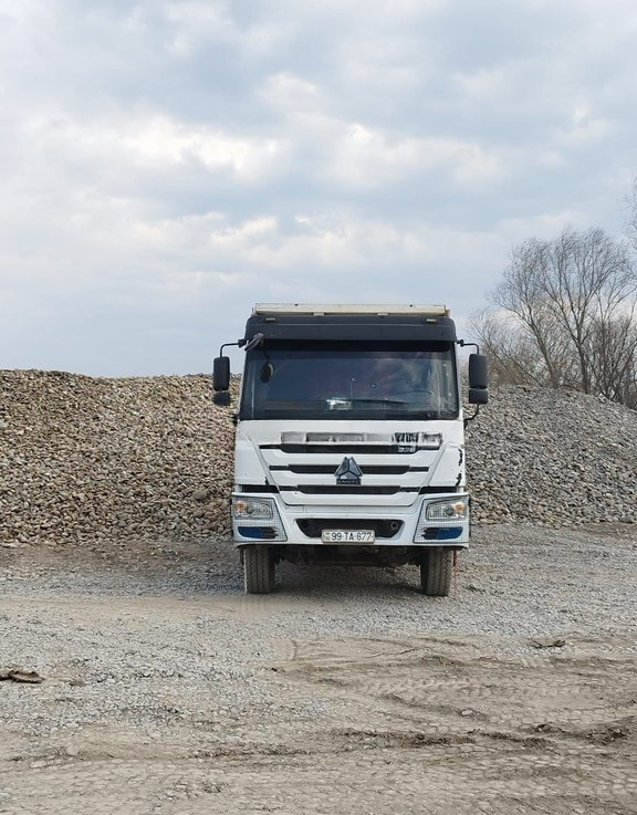 Yük maşını Howo Sinotruk 9.5L 2014 — Yük avtomobilləri və qoşqular, Ağdaş (7)