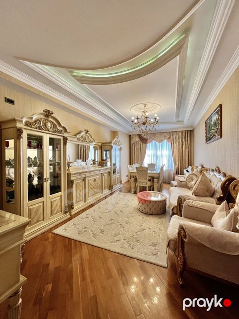 Satılır 3 otaqlı yeni tikili 118 m²