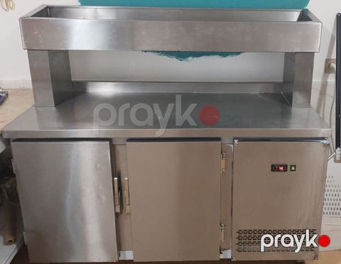 Pizza soyuducu vitrini – paslanmayan poladdan iş masası və üst — Bakı