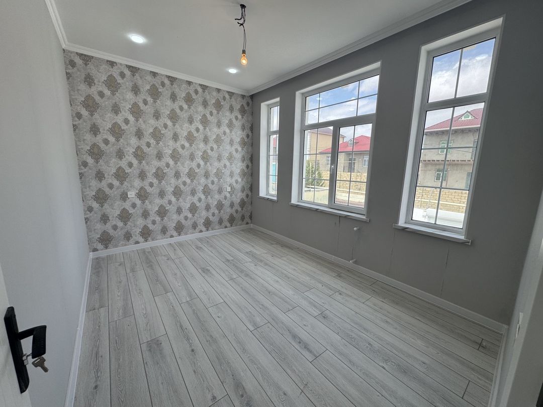 Satılır 4 otaqlı həyət evi/bağ evi 130 m² — Ev, villa, Bakı (4)