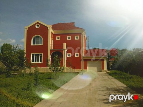 İcarəyə verilir 6 otaqlı həyət evi/bağ evi 300 m²